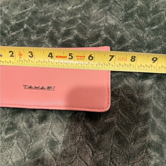 Tahari Pink Women's Clutch wallet/card holder - Picture 5 of 7